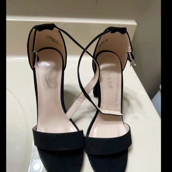 BAMBOO Women's Strap Heeled Sandal US 5.5 - Picture 2 of 4